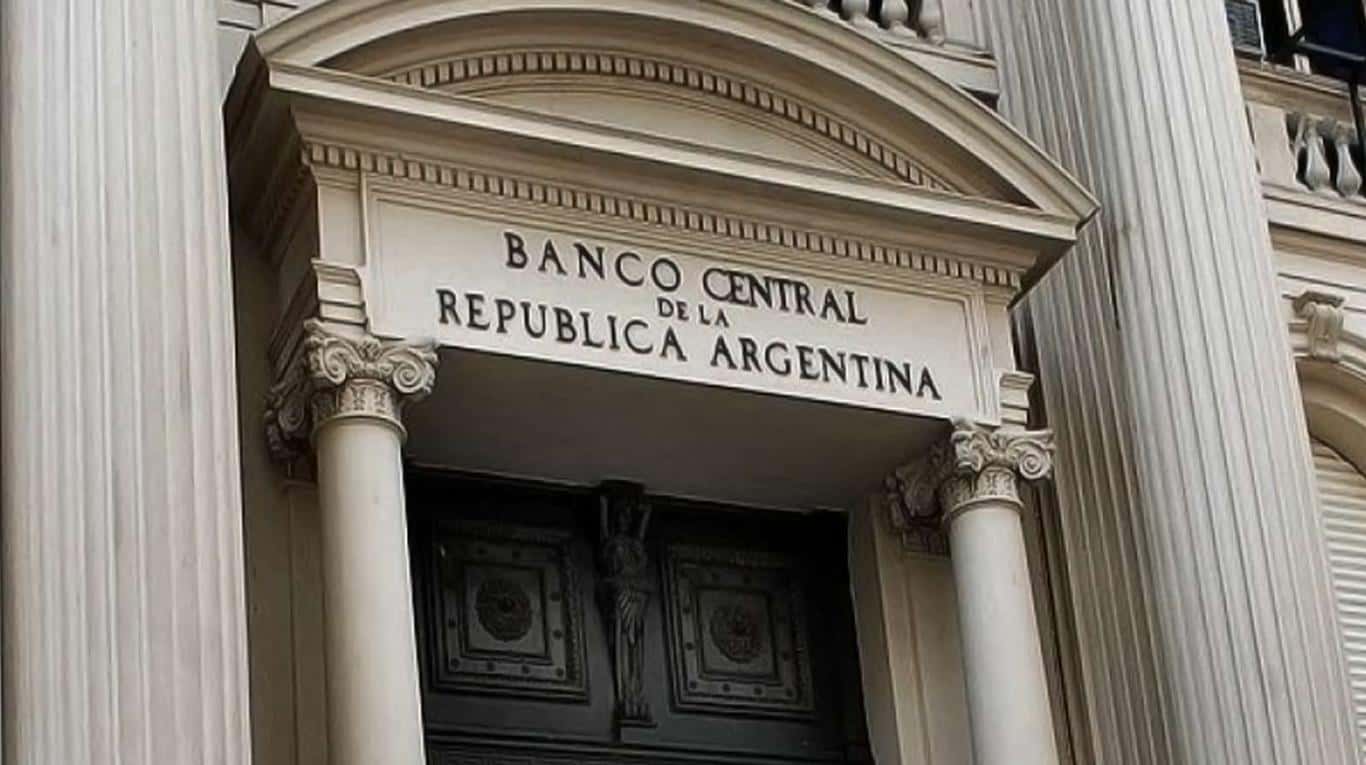 Restricciones del Banco Central en el acceso a dólares